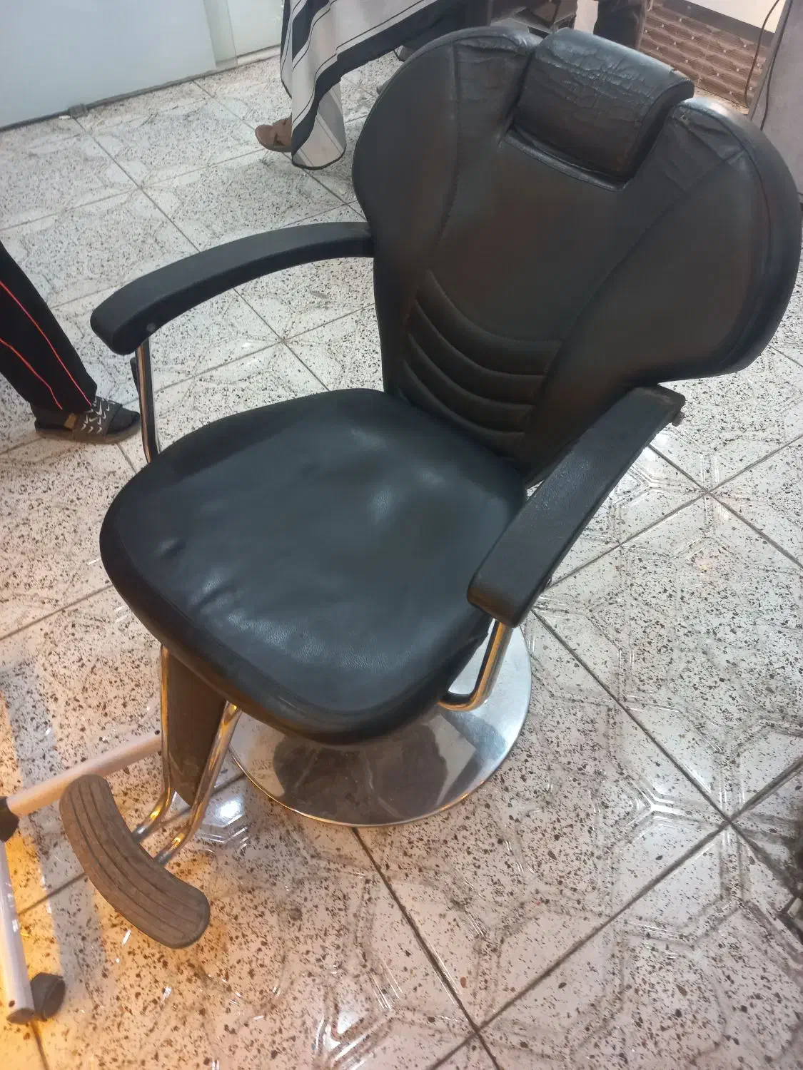 صندلی ارایشگاه مردانه جک دار|آرایشگاه و سالنهای زیبایی|کوار, |دیوار