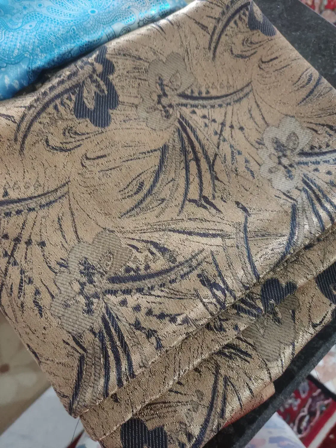 پارچه های زیبا|لباس|نهاوند, |دیوار