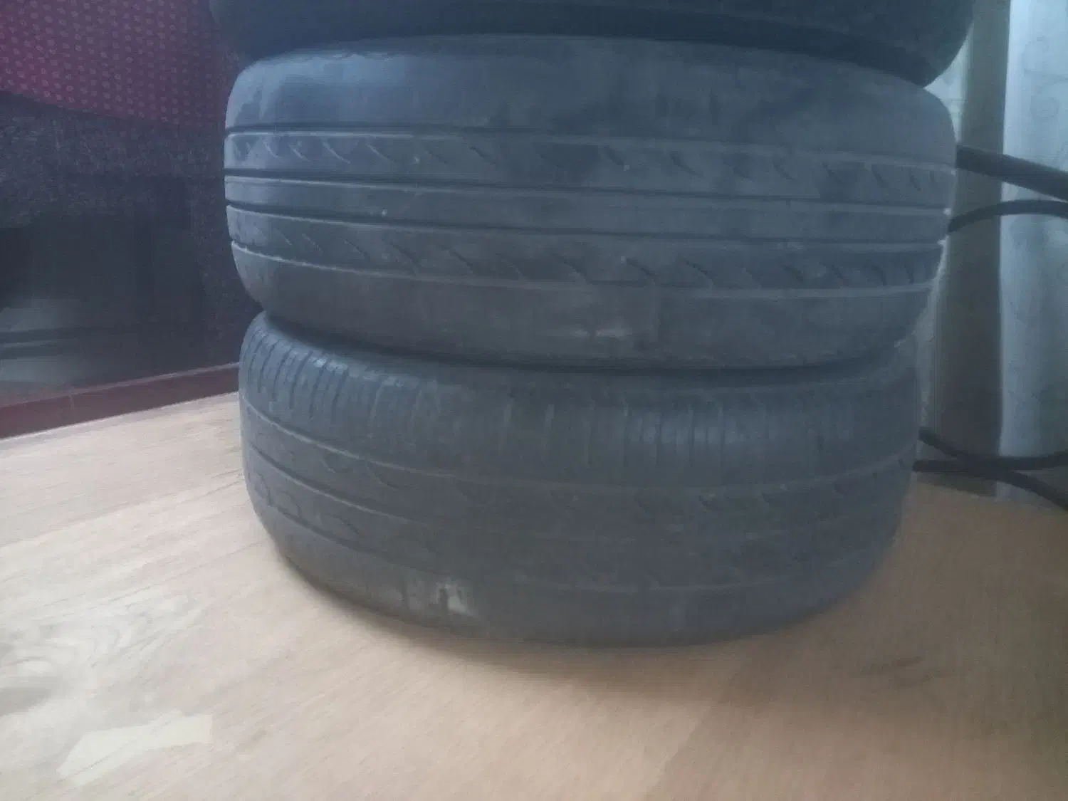 2 عدد لاستیک کارکرده|قطعات یدکی و لوازم جانبی|قم, نخودی|دیوار