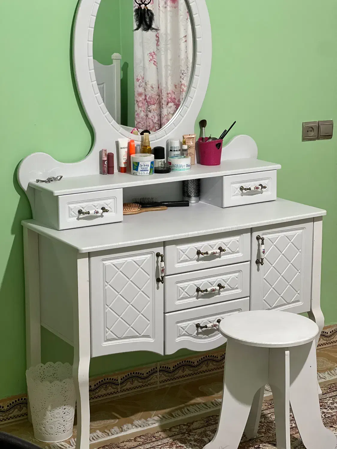 سرویس خواب دخترانه یک نفره|تخت و سرویس خواب|زرندیه, |دیوار