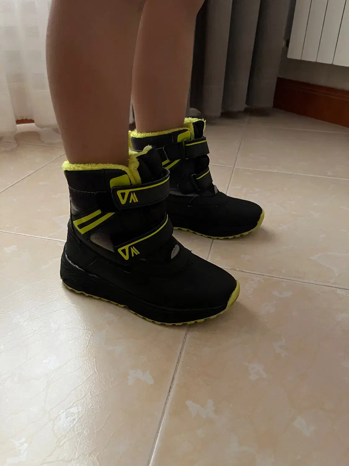 بوت خارجی سایز ۳۱|کفش و لباس بچه|اندیشه, اندیشه فاز ۴|دیوار