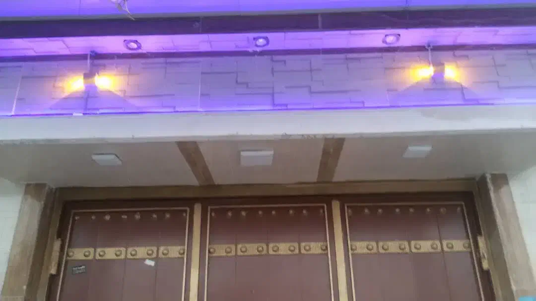 یک باب مغازه|اجارهٔ مغازه و غرفه|کازرون, |دیوار