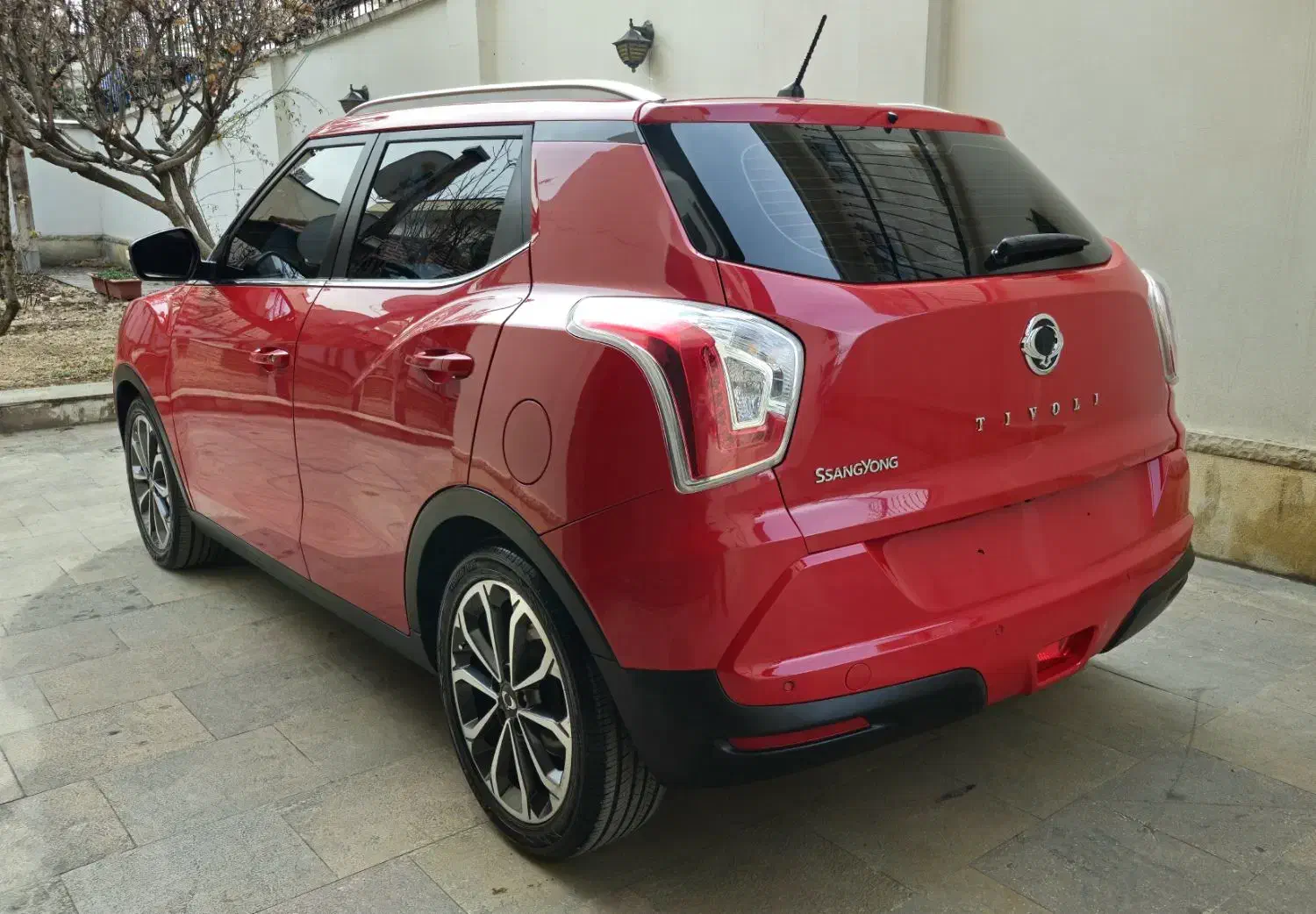 تیوولی ۲۰۱۷ بسیار تمیز (سند تک برگ)|خودرو سواری و وانت|تهران, کاشانک|دیوار