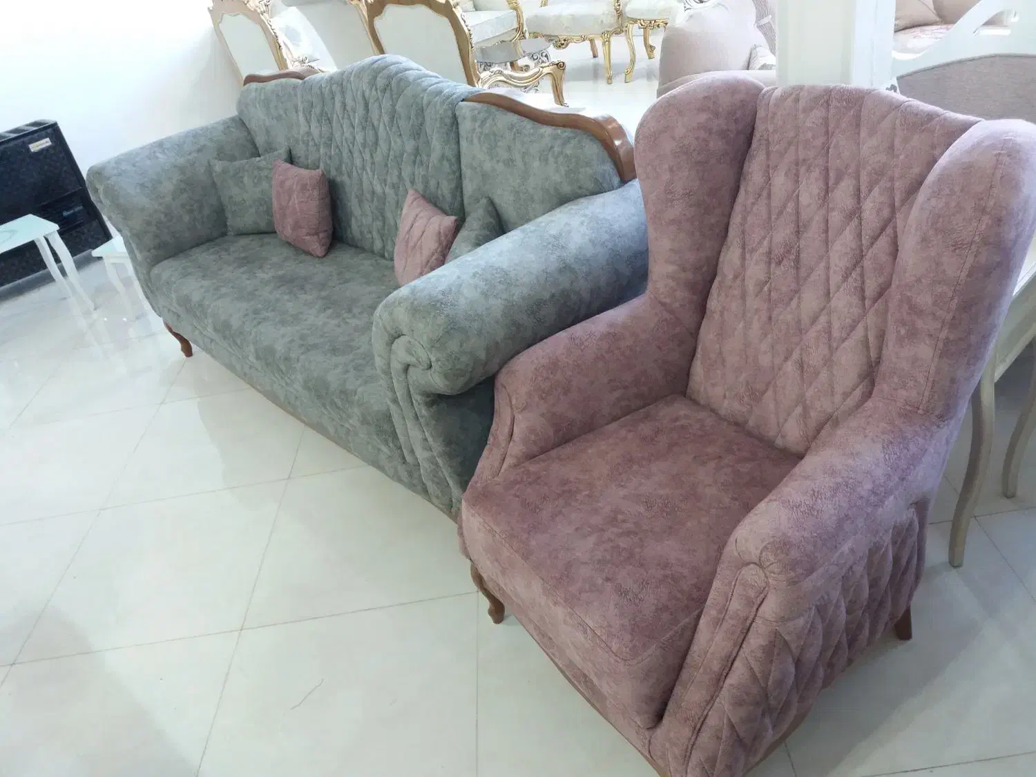 تعمیرات تخصصی انواع مبلمان|مبلمان خانگی و میز عسلی|مشهد, زیرکن|دیوار