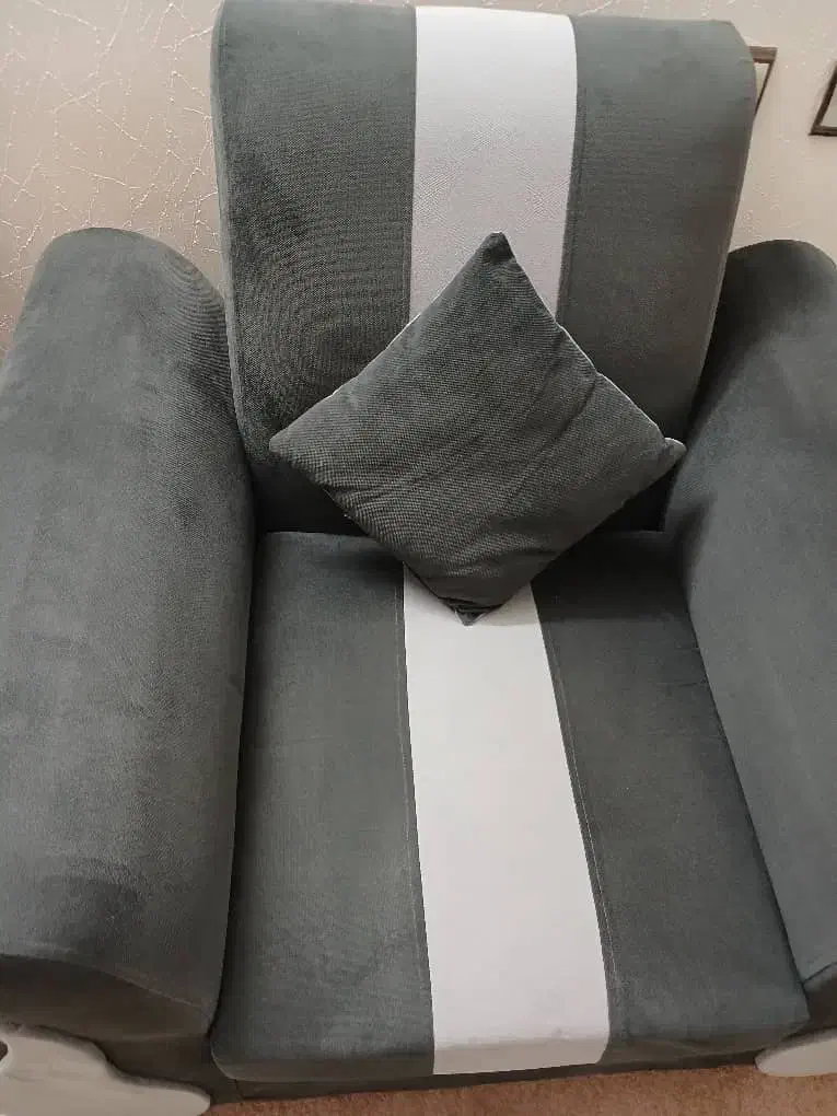 مبل راحتی|مبلمان خانگی و میز عسلی|شاهینشهر, فردوسی|دیوار