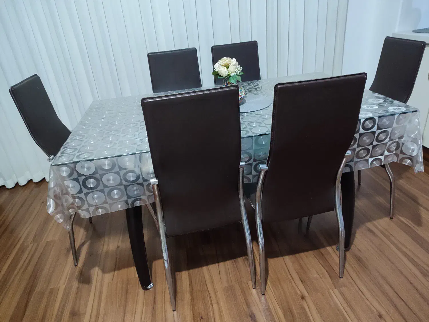 حراج میزناهارخوری، جلومبلی و میز تی وی|میز و صندلی غذاخوری|رشت, انصاری|دیوار