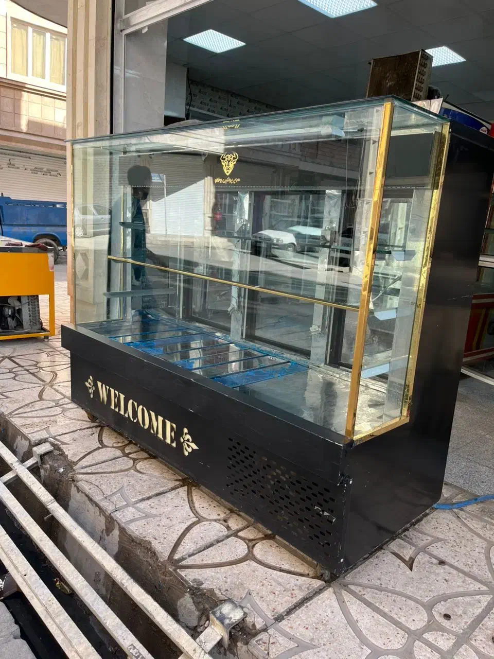 یخچال معکبی سفارشی ساز درحد نو|فروشگاه و مغازه|تهران, فلسطین (میدان انقلاب)|دیوار