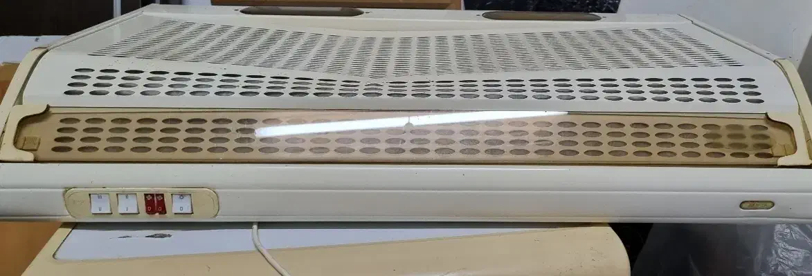 هود، سالم|هود|رشت, فلسطین|دیوار