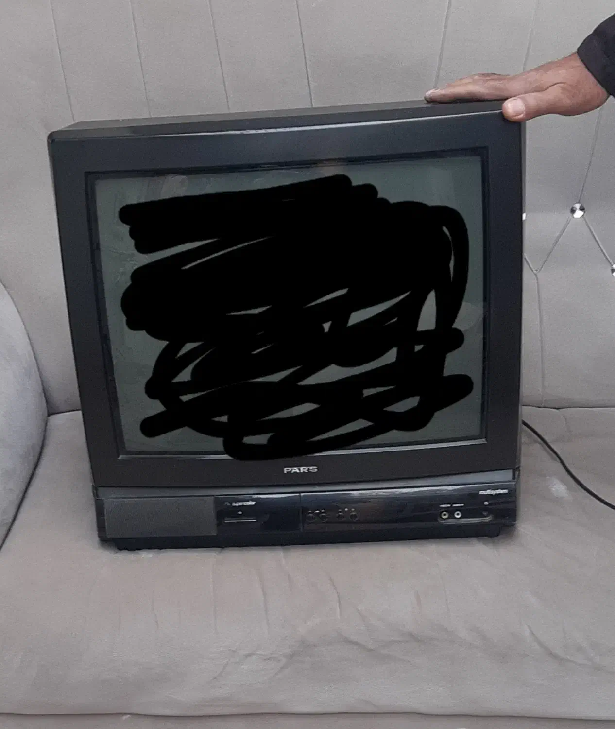 تلویزیون قدیمی|تلویزیون و پروژکتور|قزوین, |دیوار