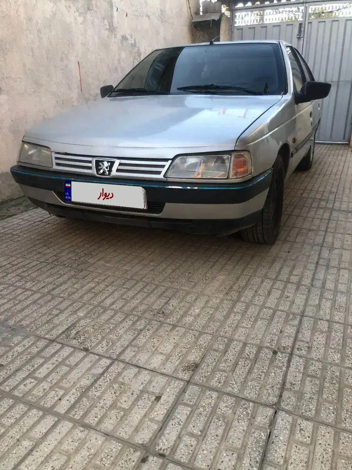 پژو۴۰۵ نقره ای|خودرو سواری و وانت|قائم‌شهر, |دیوار