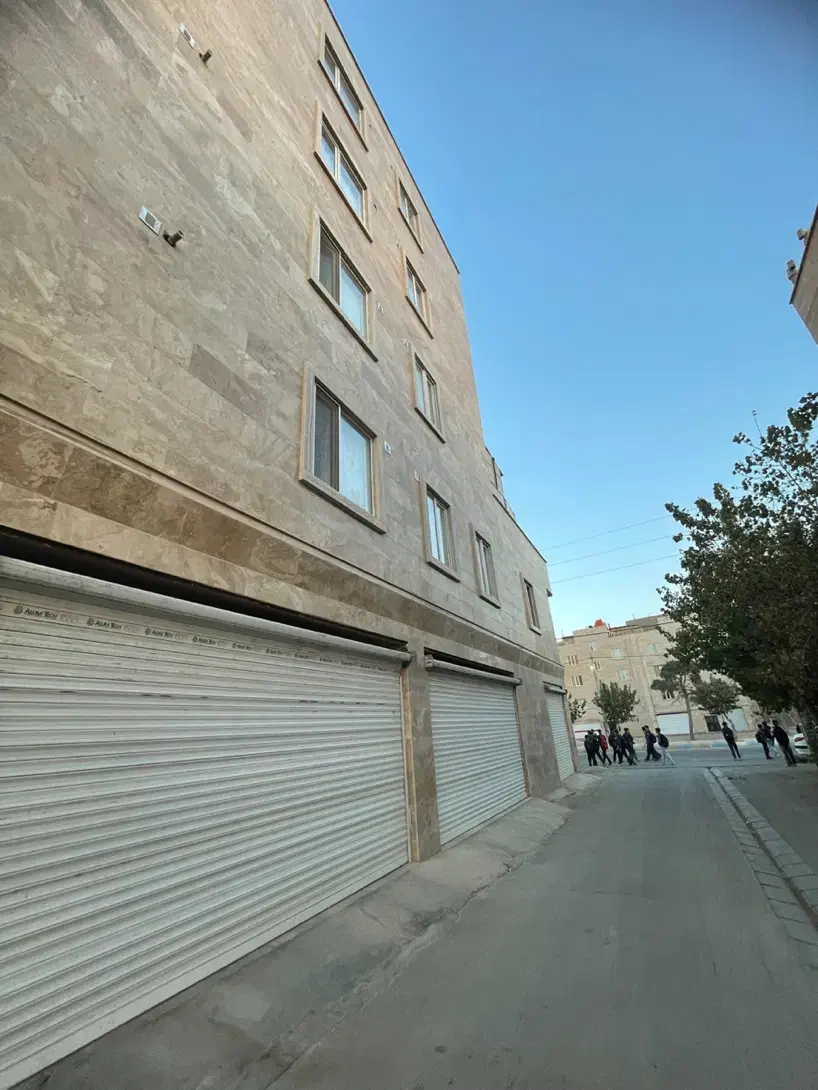 تک واحدی ۱۰۰ متری،حیاط اختصاصی|فروش آپارتمان|شاهدشهر, |دیوار