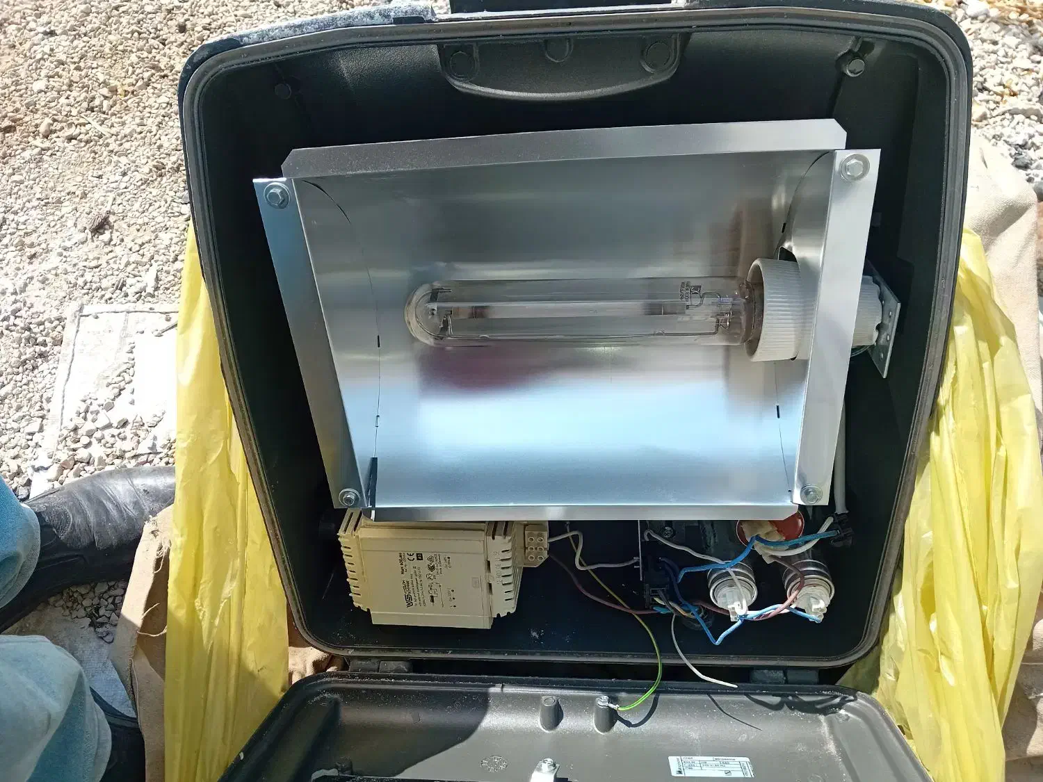 پرژکتور ۶۰۰وات|لامپ و چراغ|بندر کنگان, |دیوار