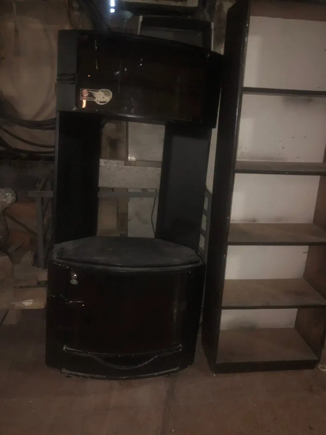 صندلی سه تایی|صندلی و نیمکت|قشم, |دیوار