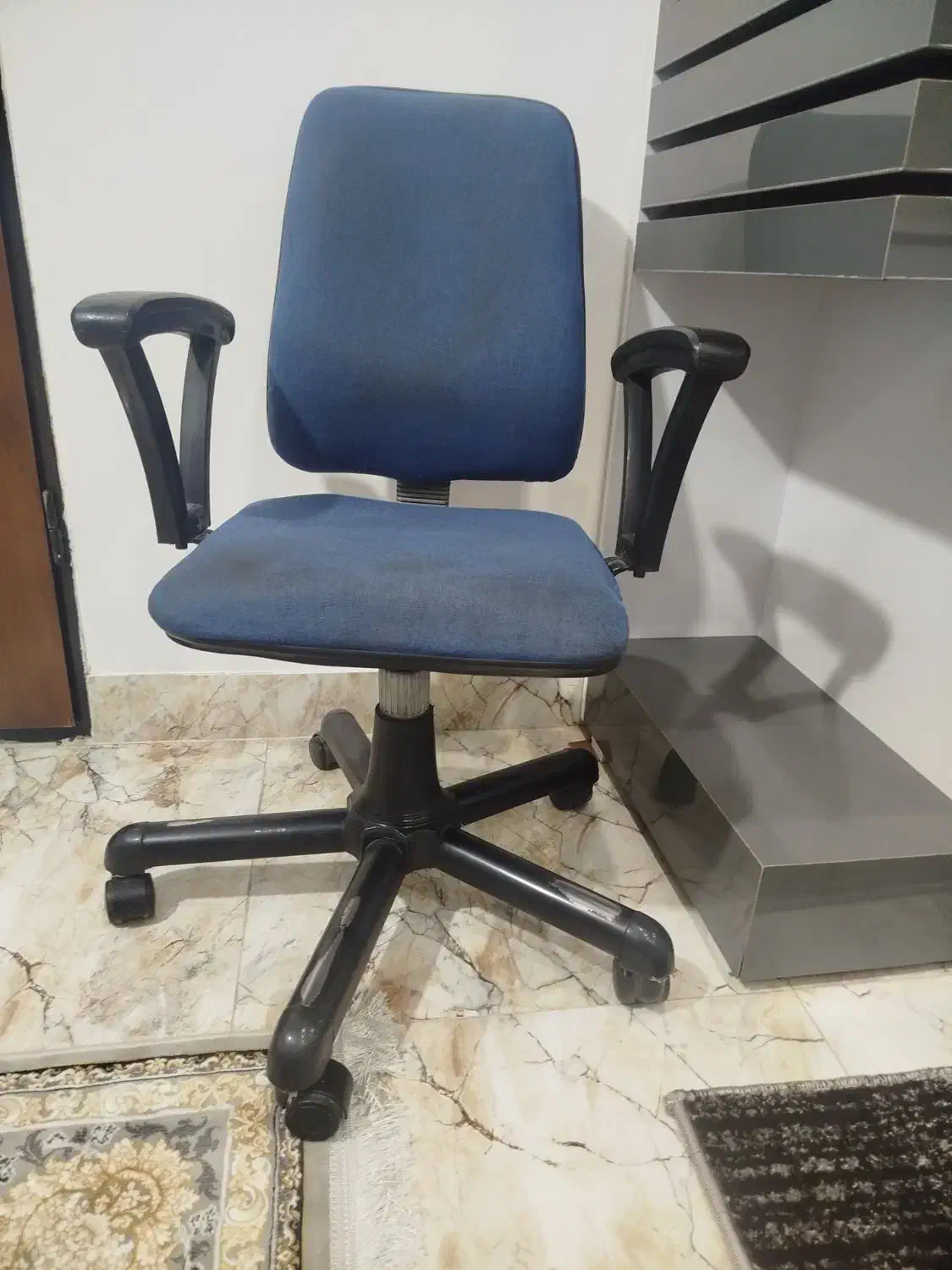 فوری فروش صندلی فوری|صندلی و نیمکت|شاهین دژ, |دیوار