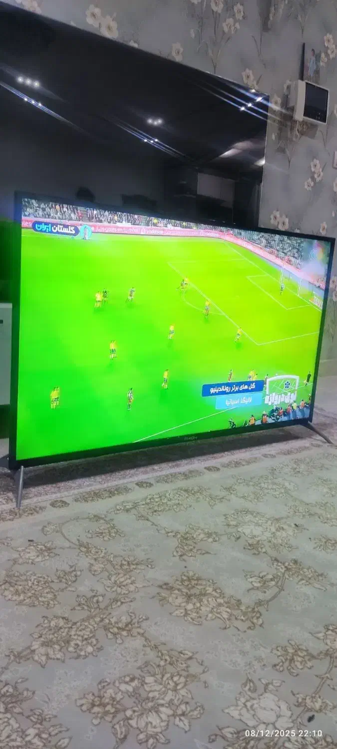تلویزیون 55 اینچ هوشمند دهگلان|تلویزیون و پروژکتور|سنندج, |دیوار