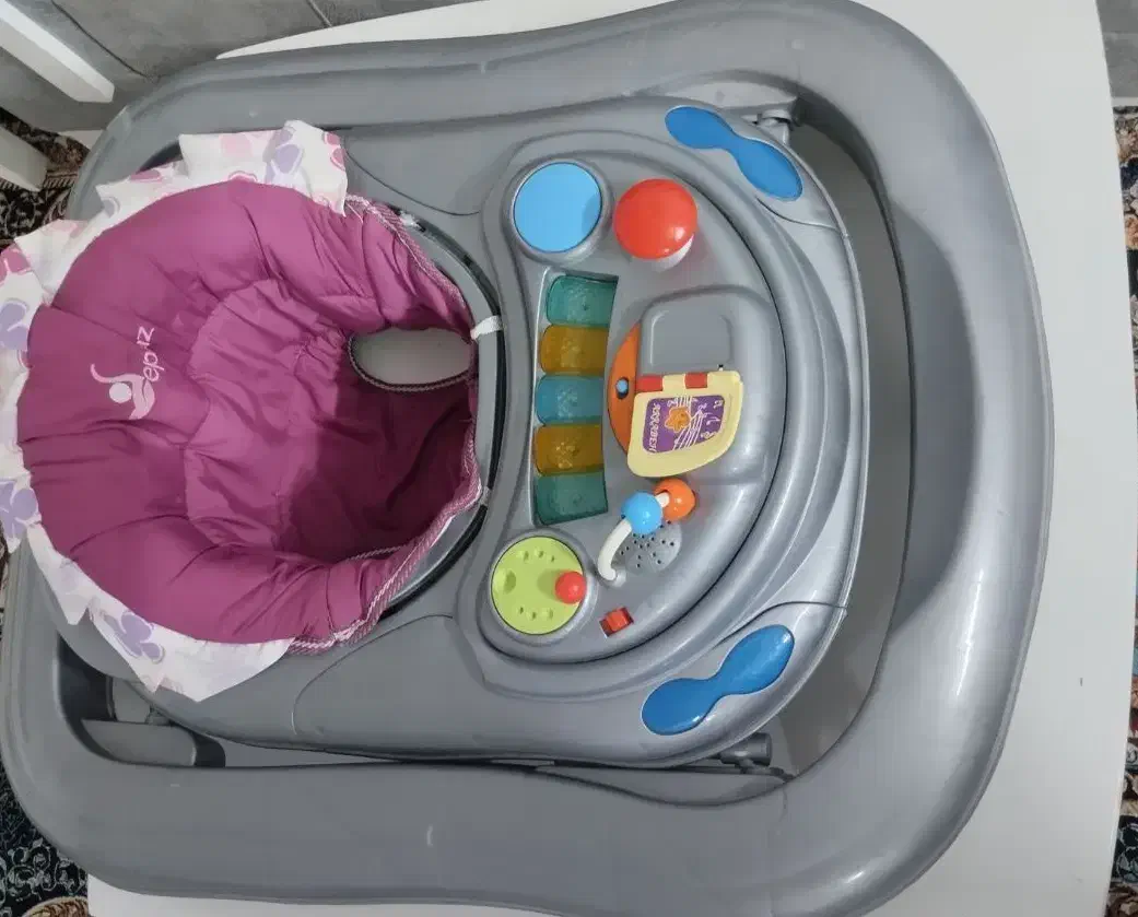 سرویس کامل و گهواره|اسباب و اثاث بچه|سبزوار, پیروزی|دیوار