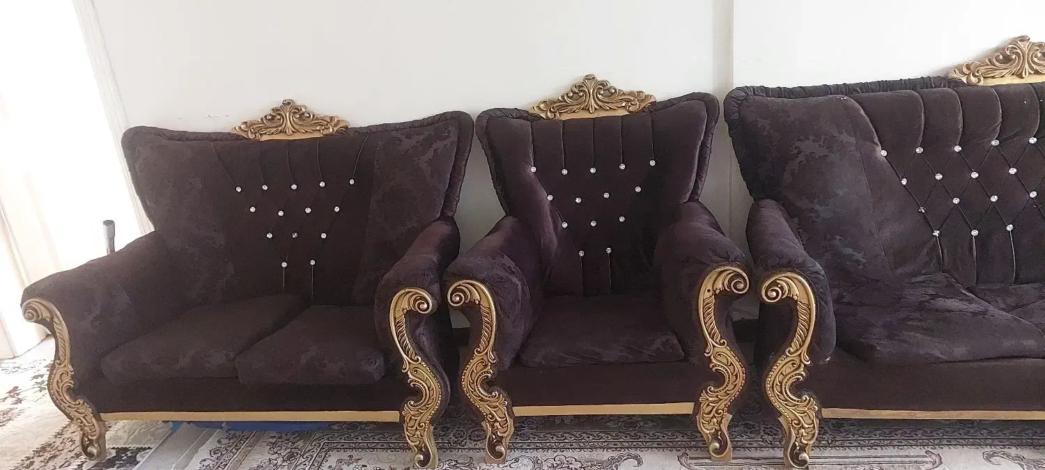 یک دست مبل خانگی|مبلمان خانگی و میز عسلی|پرند, فاز ۶|دیوار