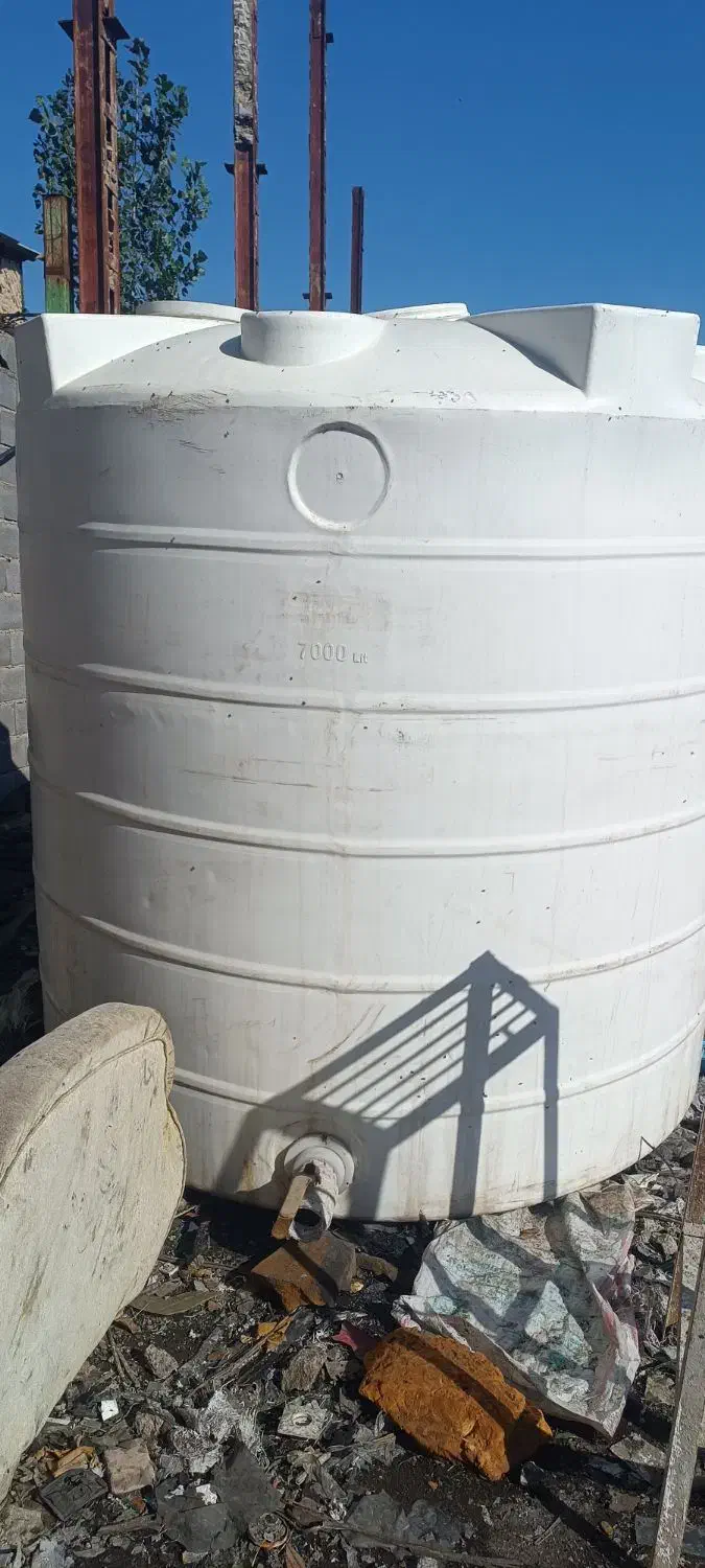 تانکر آب ۷۰۰۰لیتری عمودی|مصالح و تجهیزات ساختمان|گرگان, |دیوار