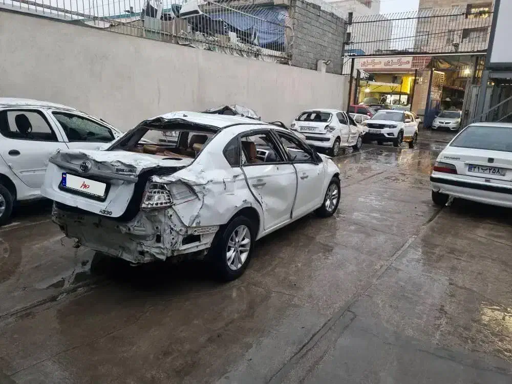 برلیانس H330 مدل ۱۳۹۵.دنده.تصادفی|خودرو سواری و وانت|شیراز, ریشمک|دیوار