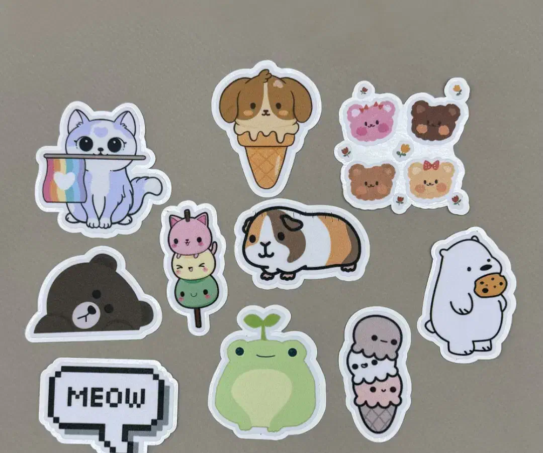 استیکر|زیورآلات و اکسسوری|رشت, آزادگان|دیوار