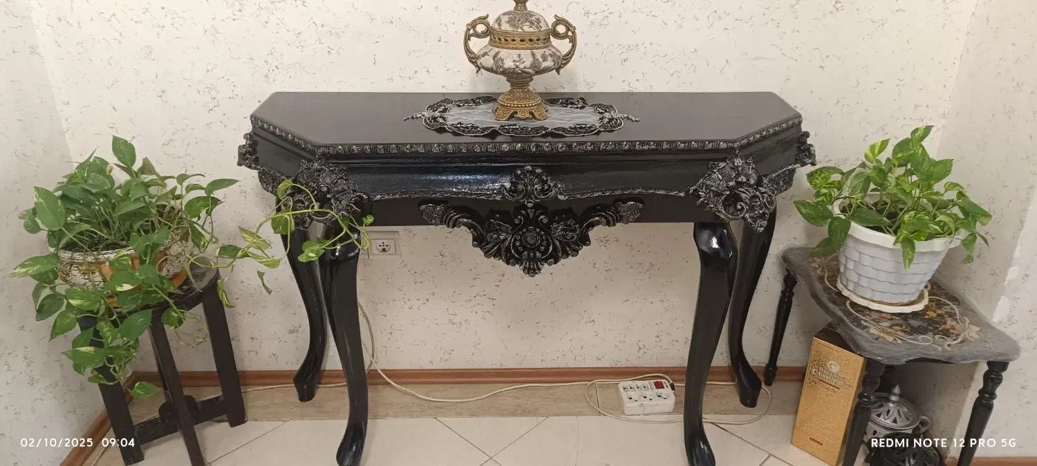 کنسول و قاب آینه کلاسیک|بوفه، ویترین، کنسول|محمدشهر, شهرک پیام (مهرالبرز)|دیوار