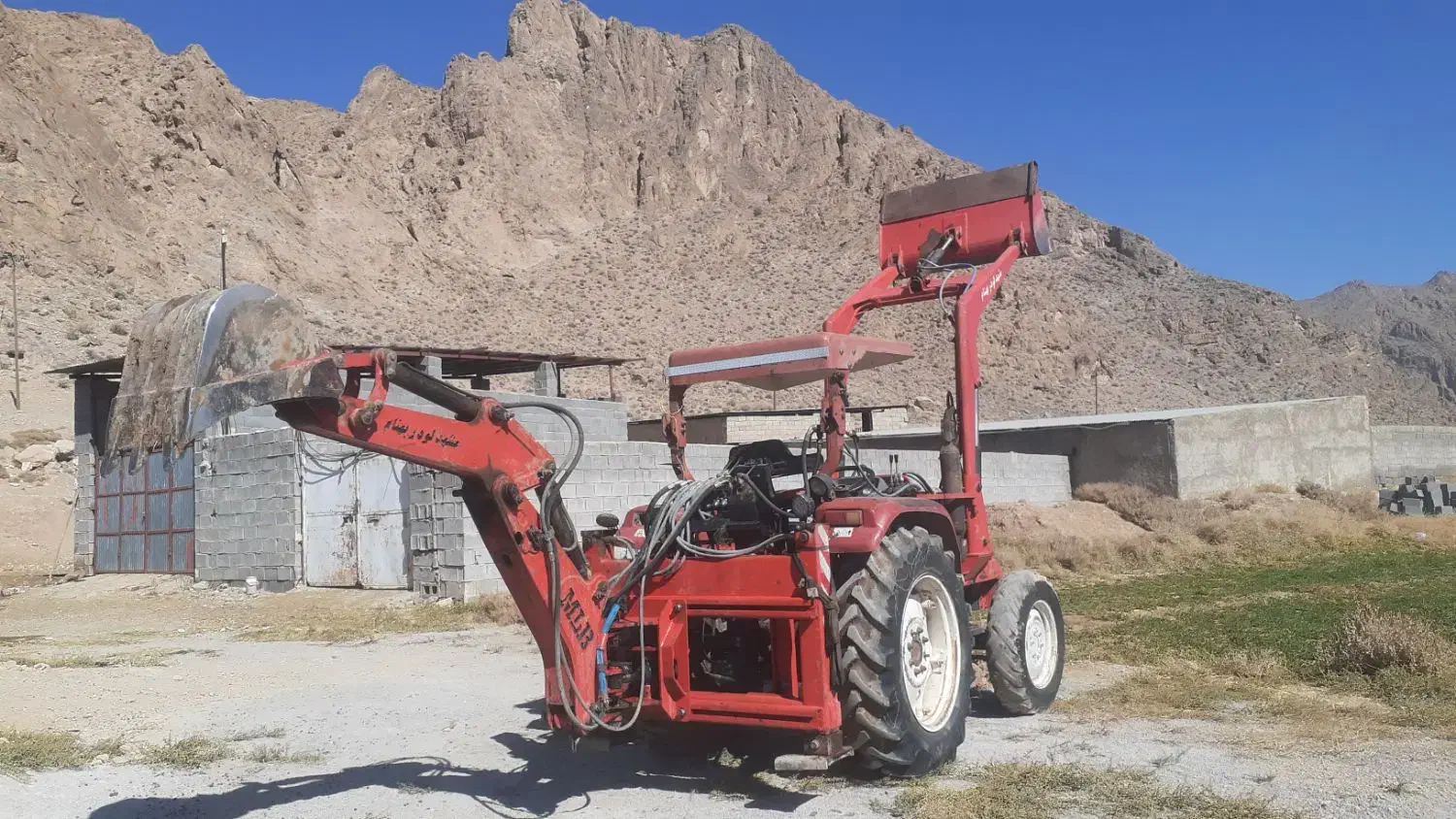 تراکتور یوروپارس ۴۰۴ بیل بکهو جفت دیفرانسیل|خودرو سنگین|شیراز, قلعه شاهزاده بیگم|دیوار