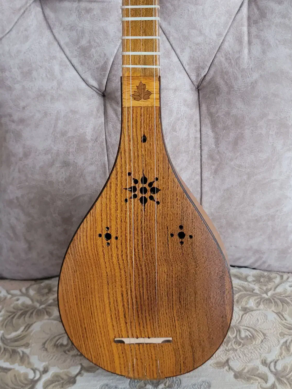 سه تار|سازهای سنتی|ایلام, |دیوار