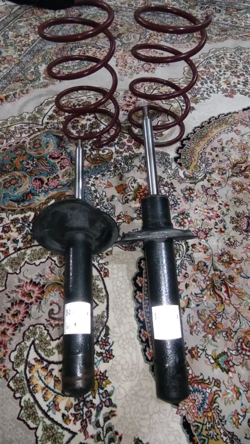 یک جفت کمک فنر پوسته کوتاه|قطعات یدکی و لوازم جانبی|بروجرد, |دیوار