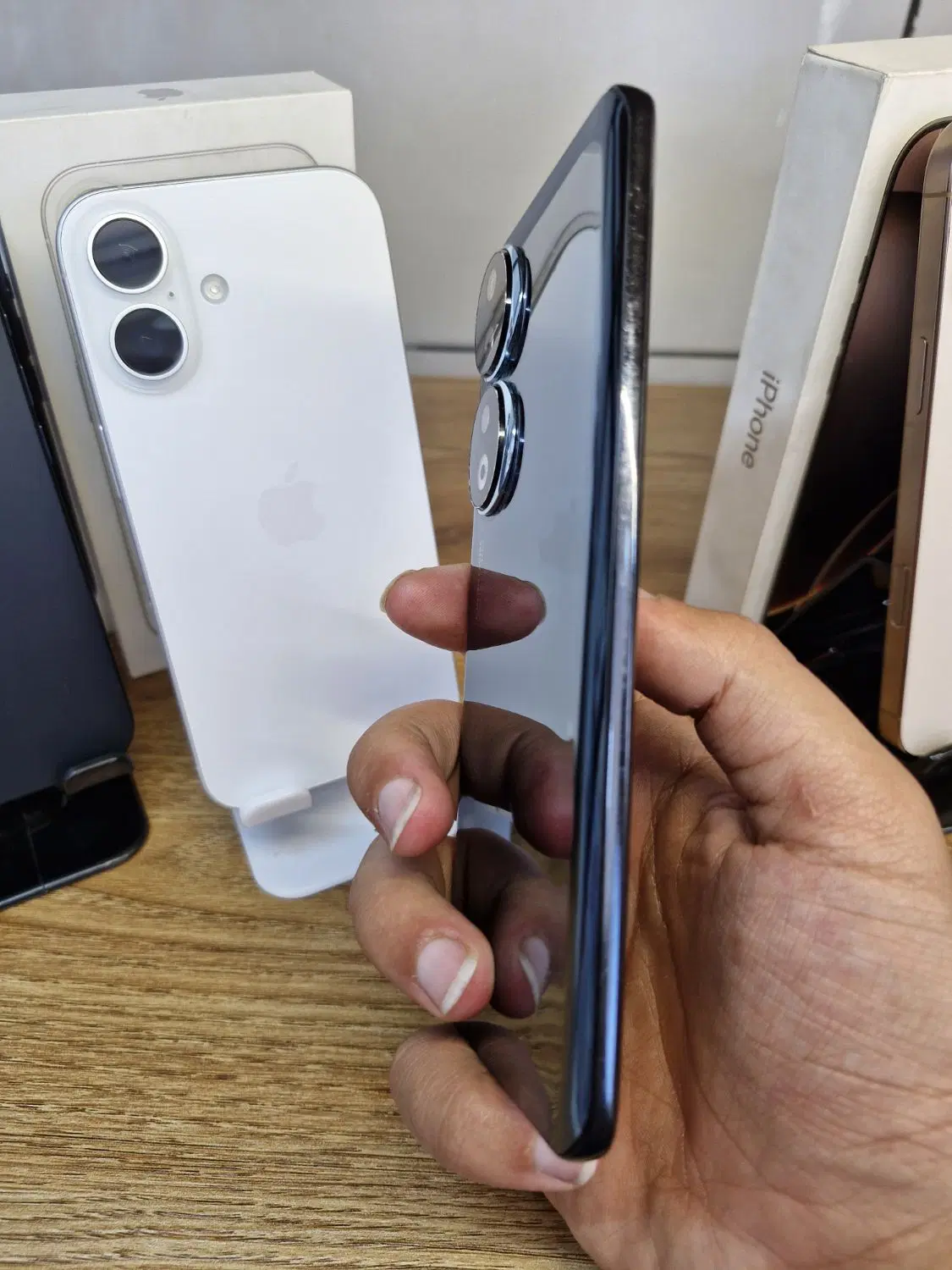 honor 90|موبایل|نجف‌آباد, ۲۲ بهمن|دیوار