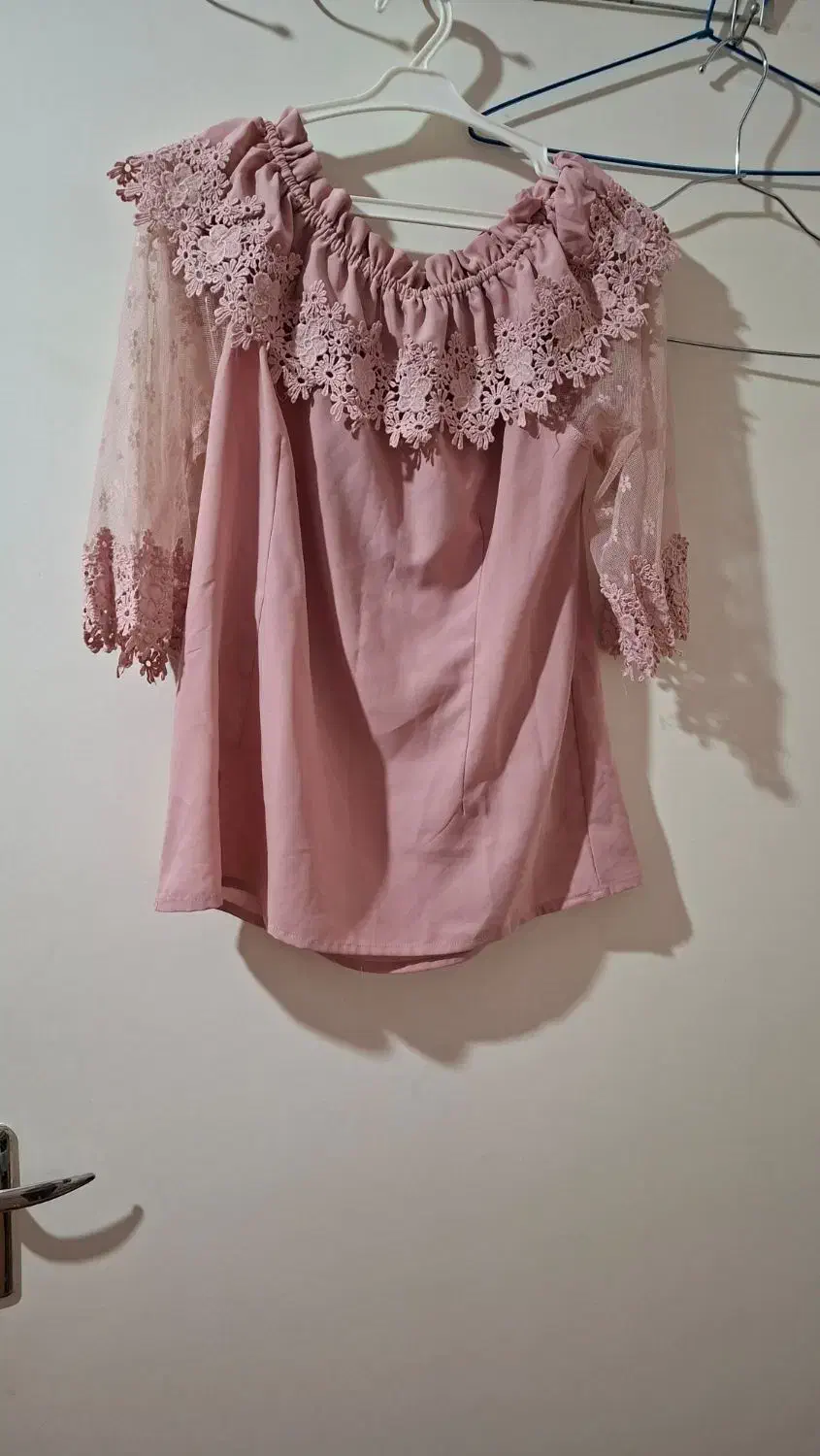 پافر دخترانه ولباس دخترانه تا ۱۳ساله تمیزهست|لباس|بستان آباد, |دیوار