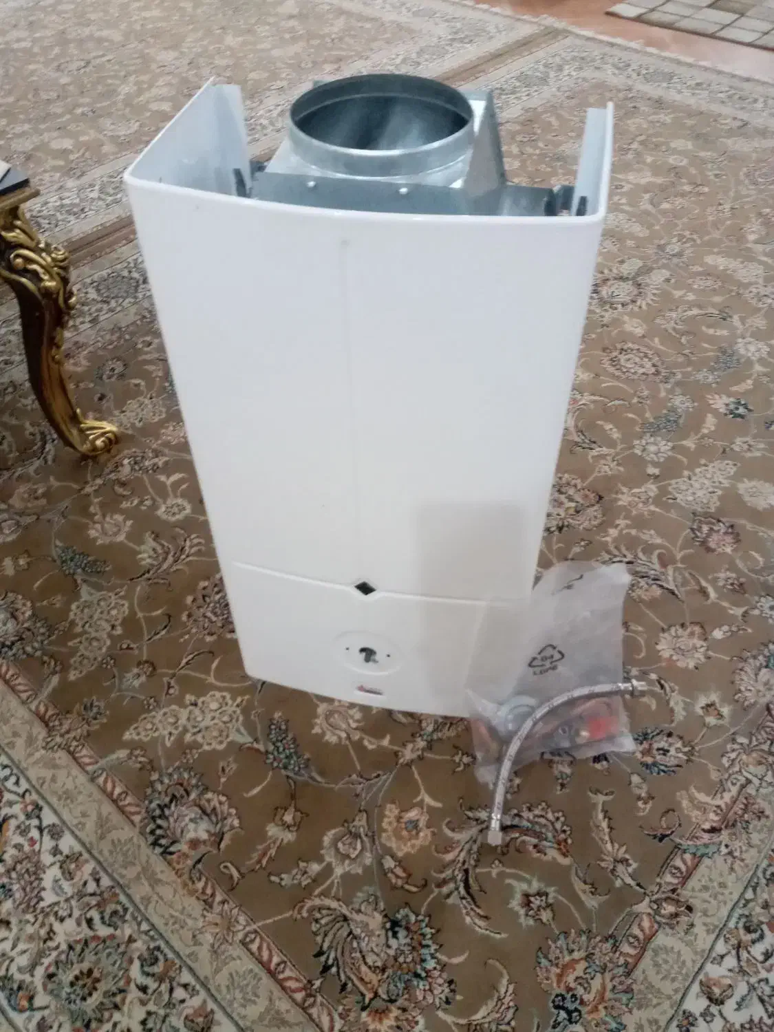 آبگرمکن  گازی|آبگرمکن، پکیج، شوفاژ|شفت, |دیوار