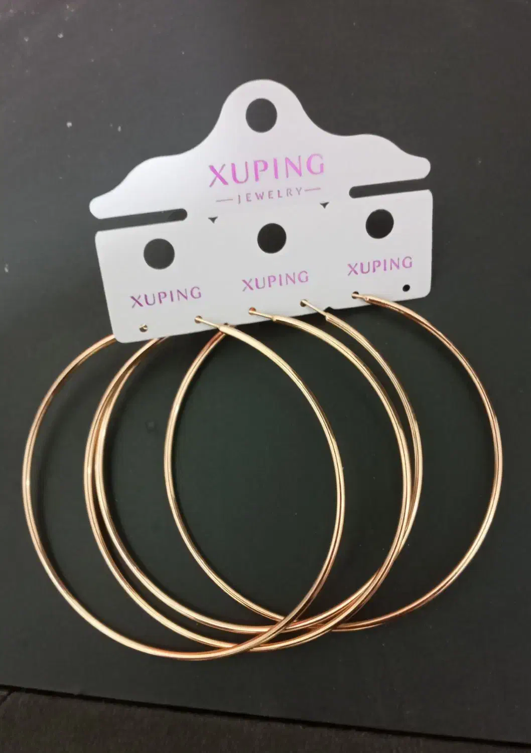 بدلیجات|بدلیجات|شیراز, پانصد دستگاه ارتش|دیوار