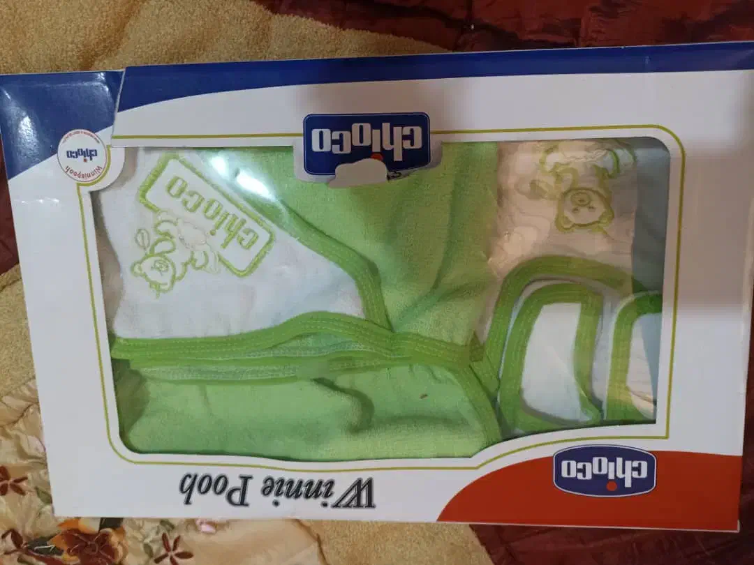 لباس و قنداق فرنگی و سرویس حوله|کفش و لباس بچه|شیراز, شهرک والفجر|دیوار