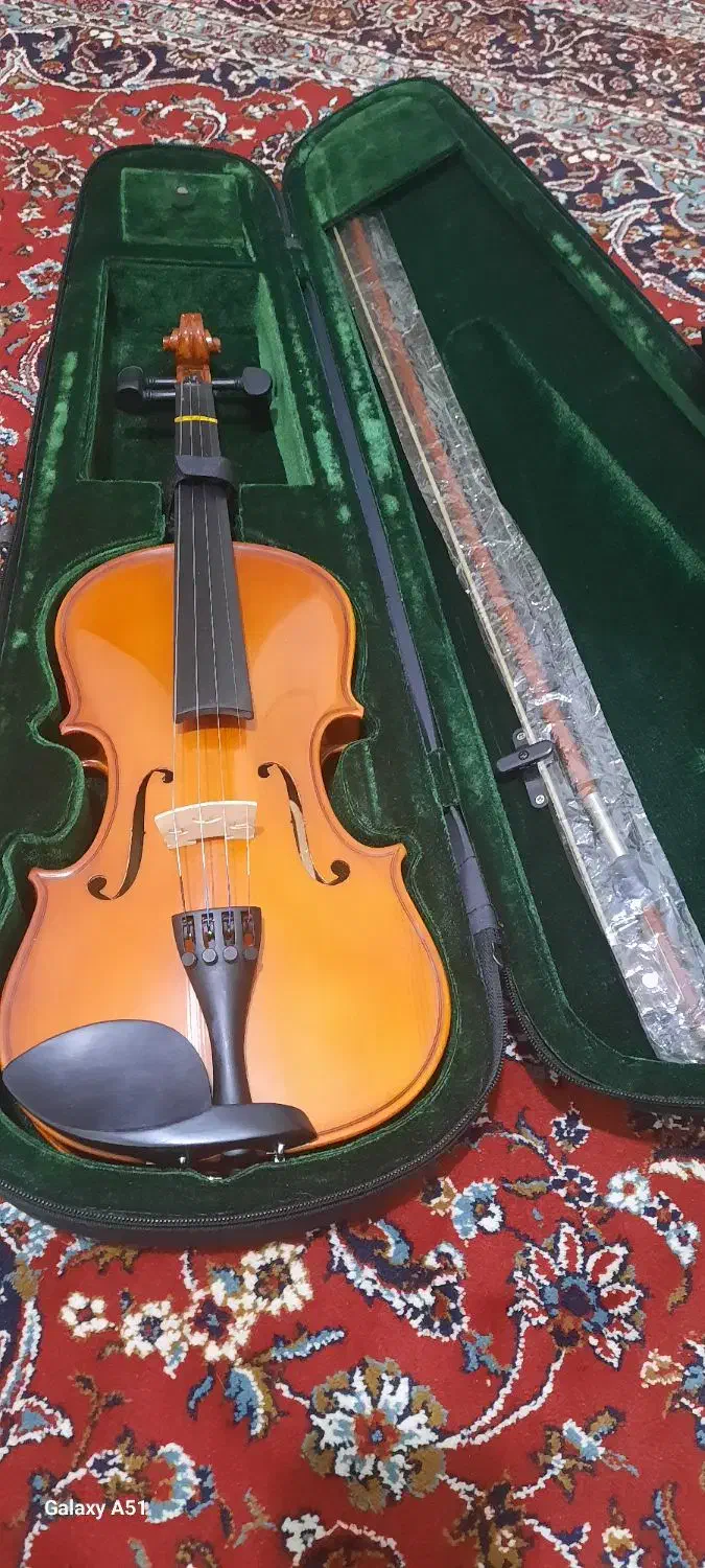 ویولن در حد نو|ویولن|هشتگرد, شهرک پامچال|دیوار