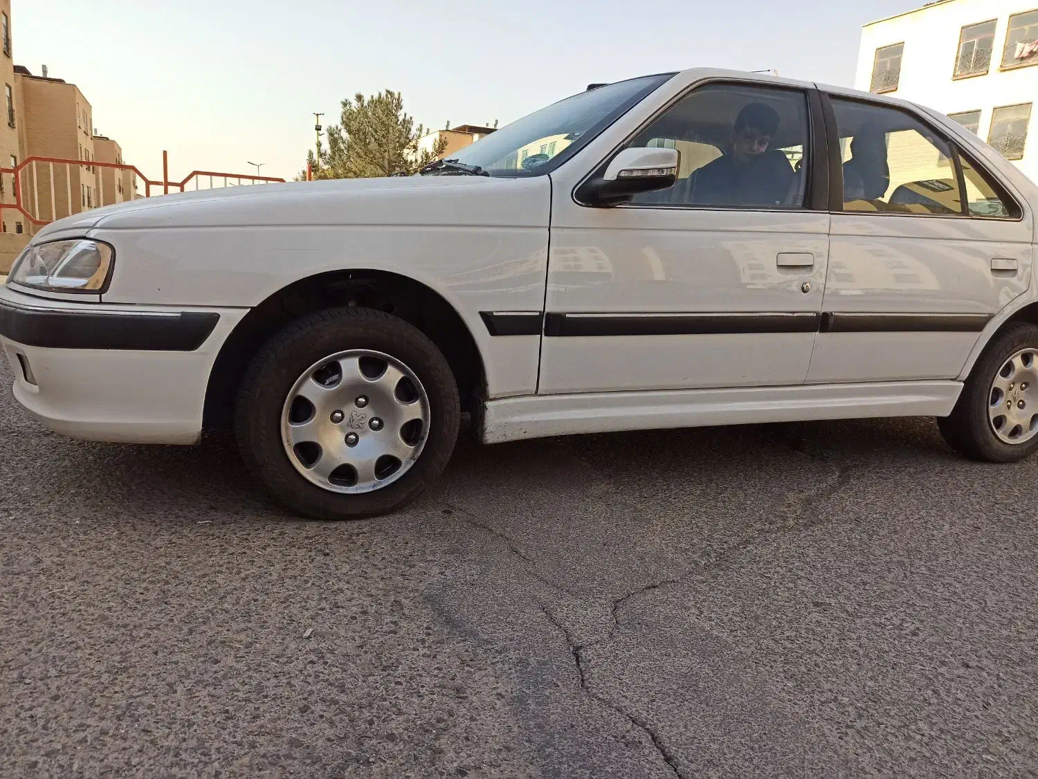 پژو پارس سال|خودرو سواری و وانت|تهران, شهرک امام خمینی|دیوار