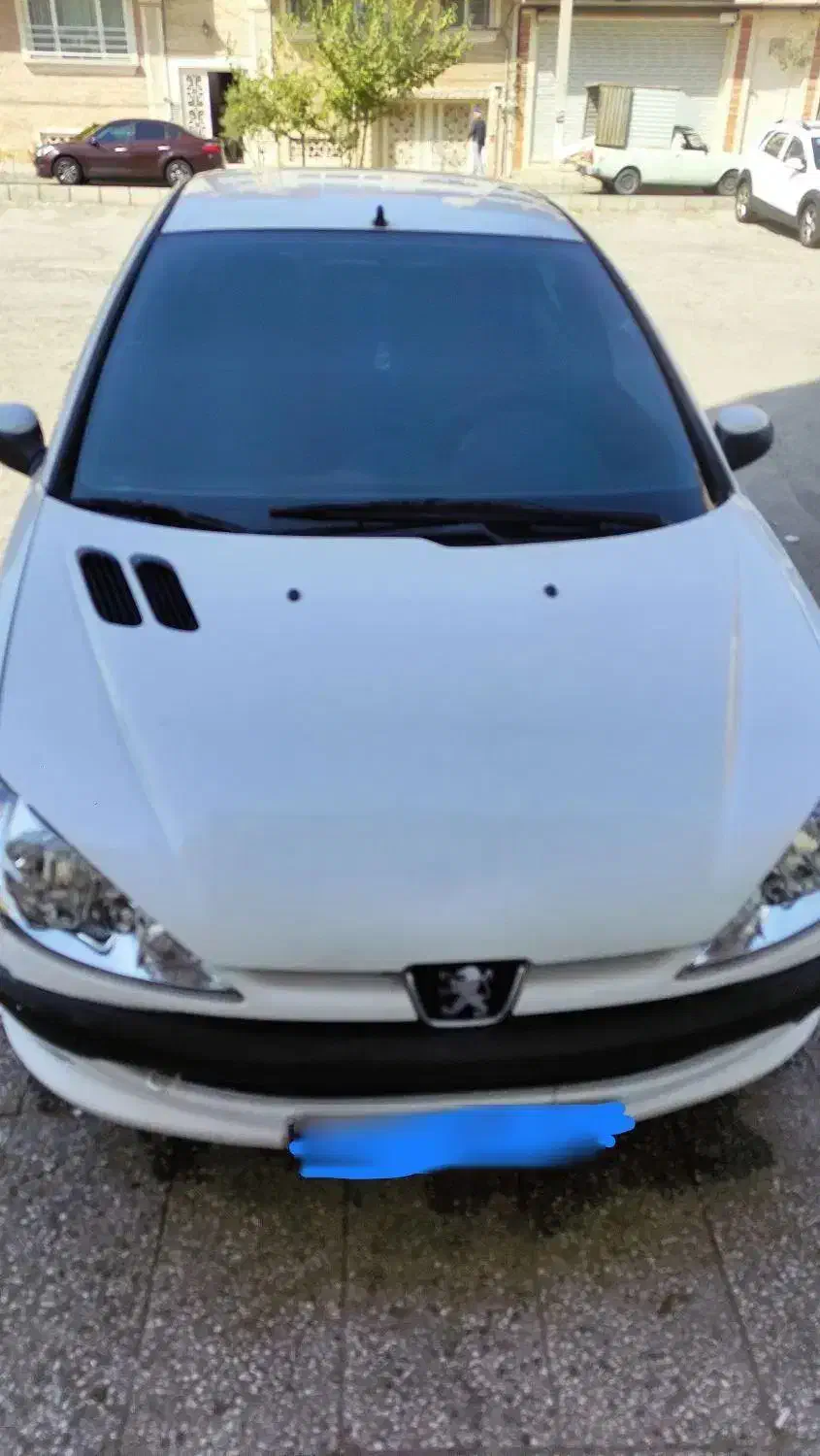 پژو ۲۰۶ sd v8 مدل ۹۲|خودرو سواری و وانت|تهران, شهرک صدرا|دیوار