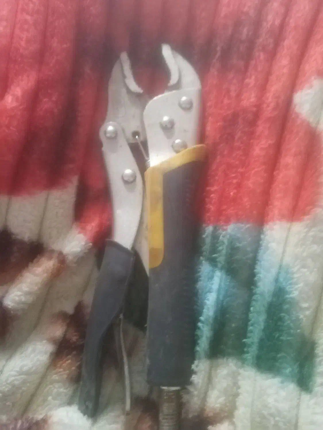 انبر قفلی|ابزارآلات|خواف, |دیوار