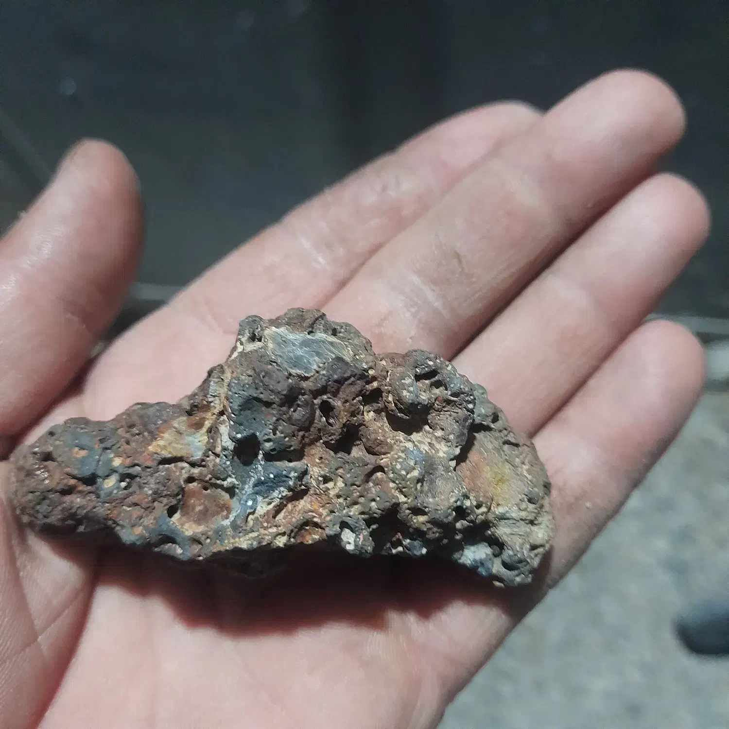 شهاب سنگ واقعی|کلکسیون اشیاء عتیقه|یاسوج, |دیوار