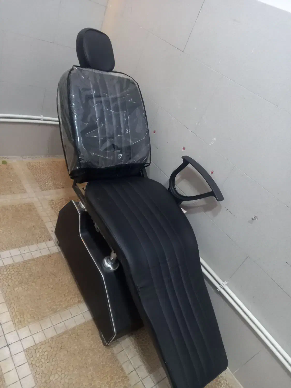 صندلی اصلاح|صندلی و نیمکت|تبریز, |دیوار