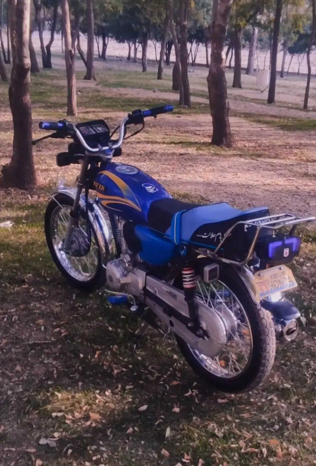 موتور|موتورسیکلت|اقلید, |دیوار