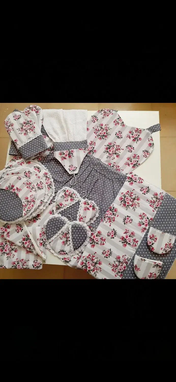 سرویس کامل پیشبند دمکنی دستگیره حوله ۱۴ تکه جهیزیه|سفره، حوله، دستمال آشپزخانه|تهران, سلسبیل جنوبی|دیوار