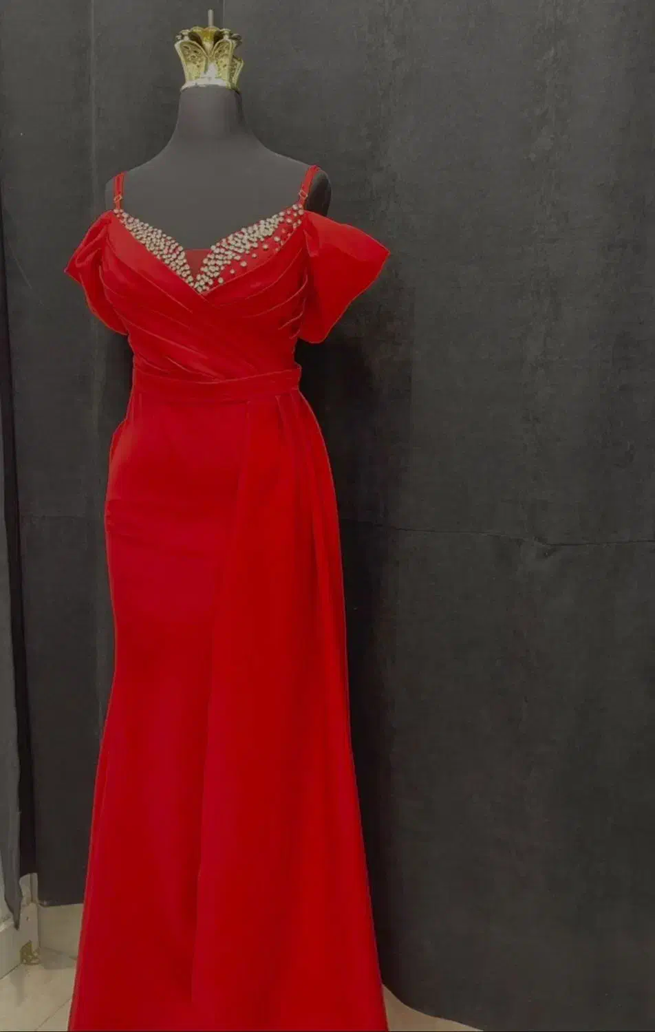 لباس شب فقط یک بار تن کردم.سایز۳۸تا۴۰میخوره|لباس|ورامین, جعفر آباد اخوان|دیوار