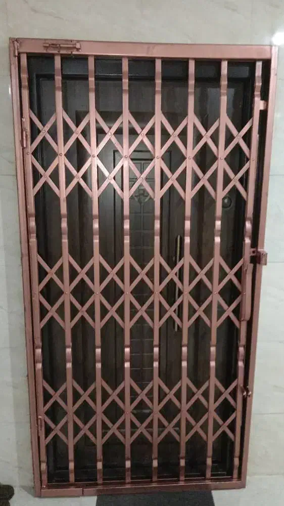 حفاظ اکاردئونی//درب اکاردئونی وسه گل وتمام گل|مصالح و تجهیزات ساختمان|کرج, خرمدشت|دیوار