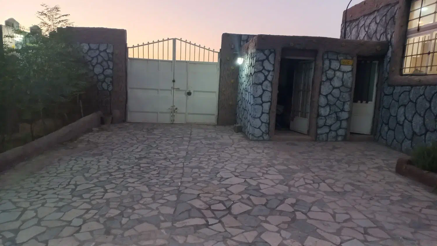 باغ ویلا|فروش خانه و ویلا|نجفآباد, جلال آباد|دیوار