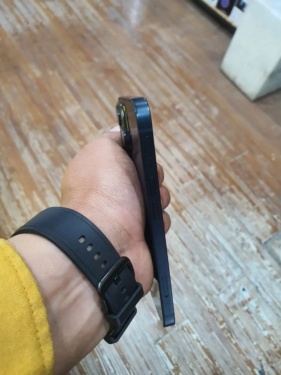 آیفون 13 پلمپ بدون خط و خش استثنائی|موبایل|مشهد, شهید بهشتی|دیوار