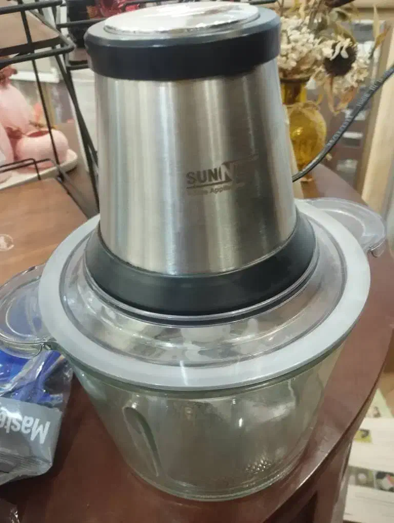 خورد کن|خردکن، آسیاب، غذاساز|زارچ, |دیوار