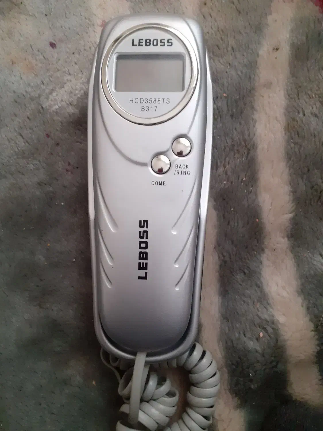 گوشی تلفن ظریف و زیبا سالم و تمیز|تلفن رومیزی|مشهد, ولیعصر (شهرک غرب)|دیوار