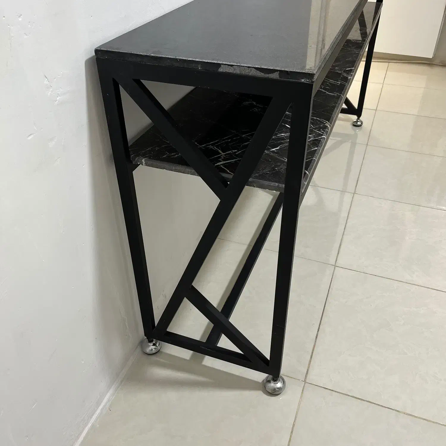 میزناخن|آرایشگاه و سالنهای زیبایی|مشهد, هدایت|دیوار