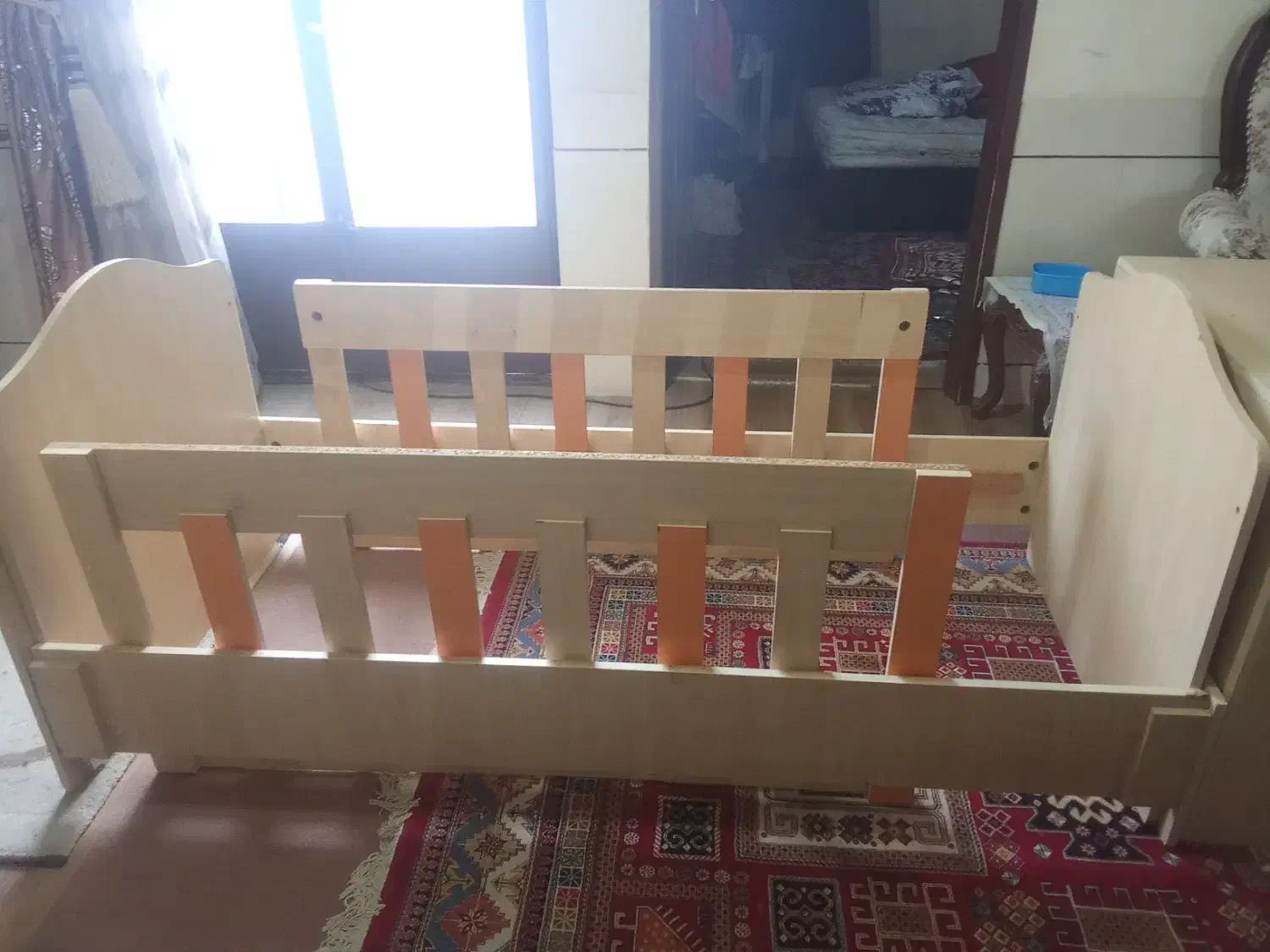 تخت خواب کودک و نوجوان|تخت و سرویس خواب|خمینیشهر, |دیوار