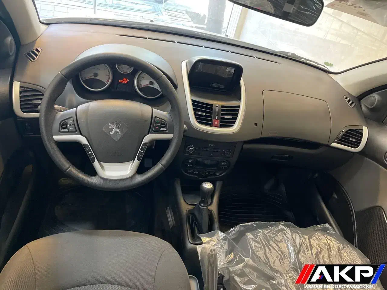 پژو207پانا ارتقا|خودرو سواری و وانت|کرمانشاه, |دیوار